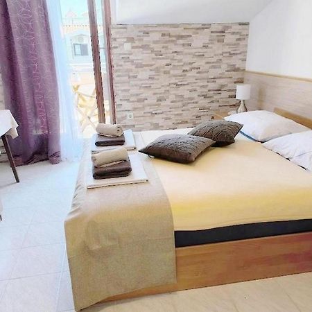 Rooms And Apartments Palma B&B Medulin Luaran gambar