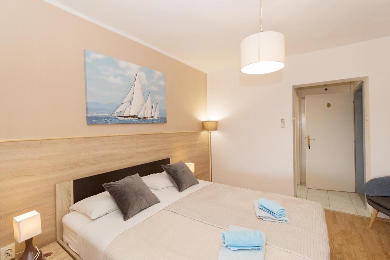 Rooms And Apartments Palma B&B Medulin Luaran gambar