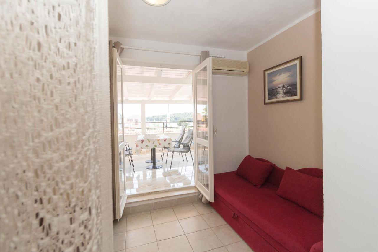 Rooms And Apartments Palma B&B Medulin Luaran gambar