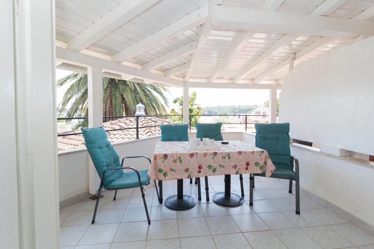 Rooms And Apartments Palma B&B Medulin Luaran gambar