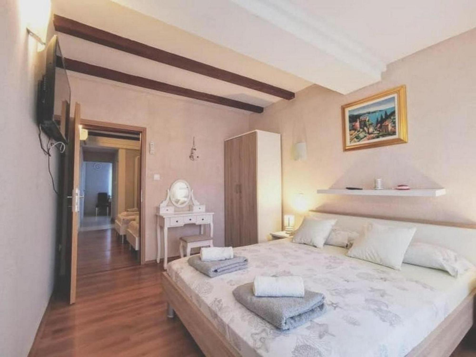 Rooms And Apartments Palma B&B Medulin Luaran gambar